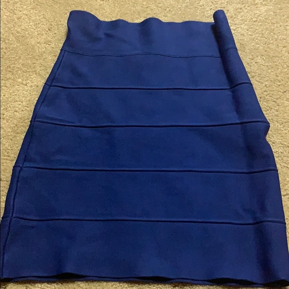 BCBGMaxAzria Dresses & Skirts - Bandage Skirt